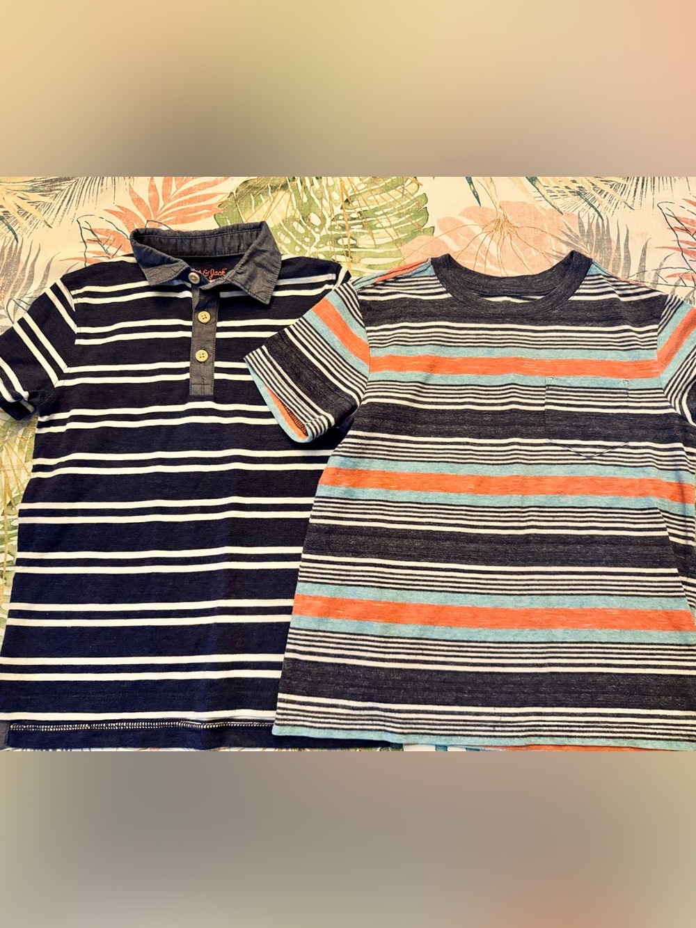 Boys cat & jack stripped polo shirt size XS 4/5 and front pocket stripped tshirt